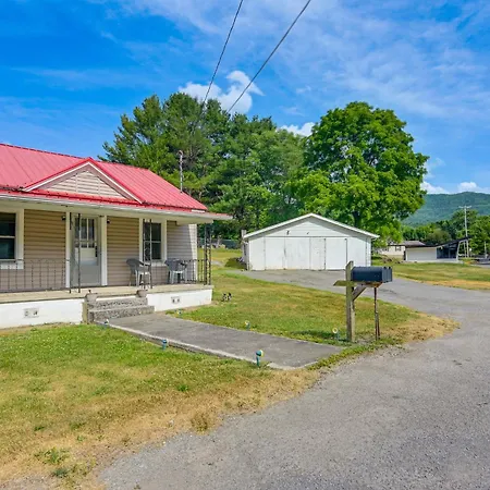 Cozy Tazewell Home With Grill On Back Of The Dragon!